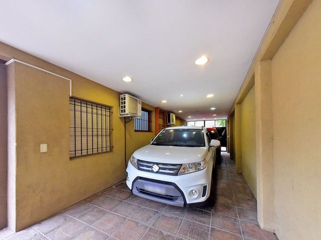 place photo 70