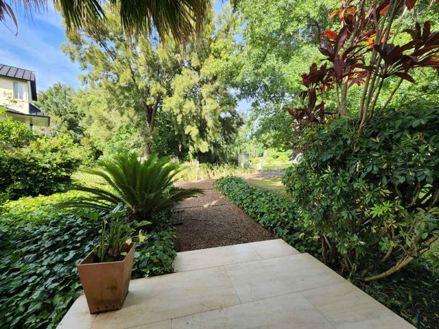 place photo 63