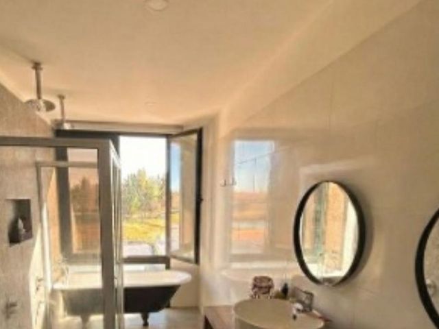 place photo 44