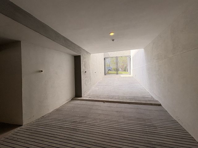 place photo 48