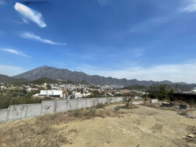 Terreno en venta en Hacienda los Encinos, Monterrey, Nuevo León