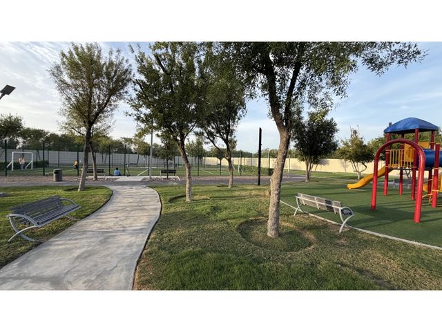 place photo 28