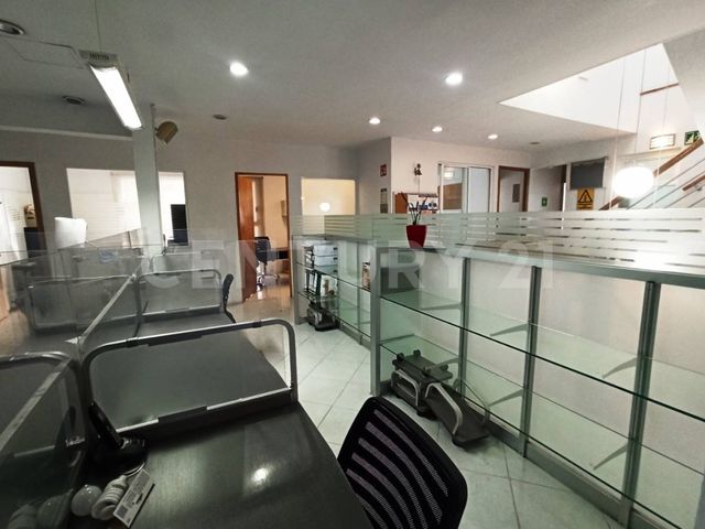 place photo 23