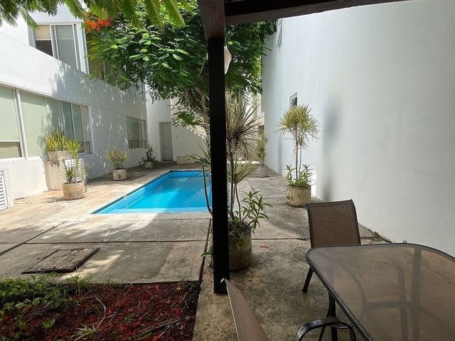 place photo 34