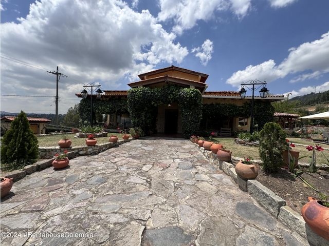 place photo 57
