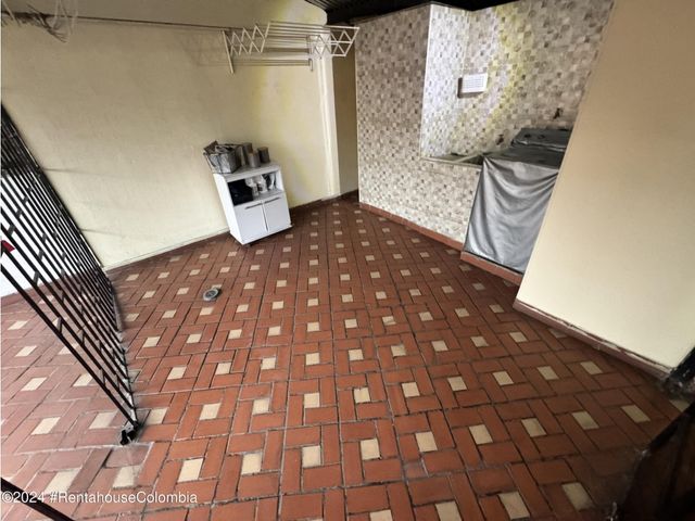 place photo 75