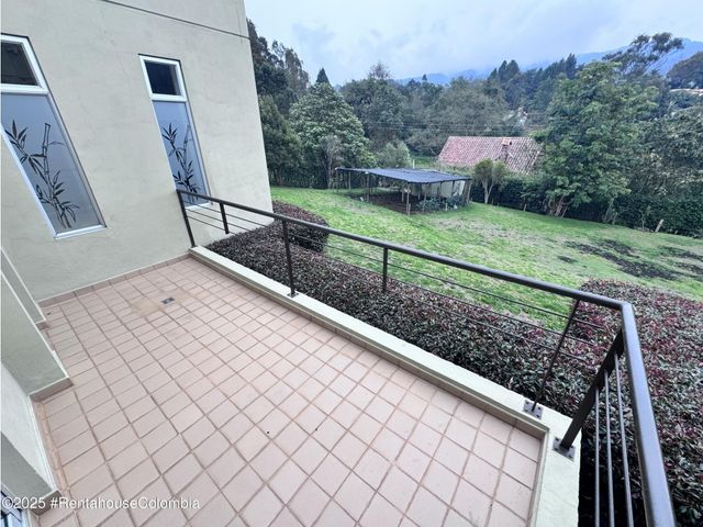 place photo 60