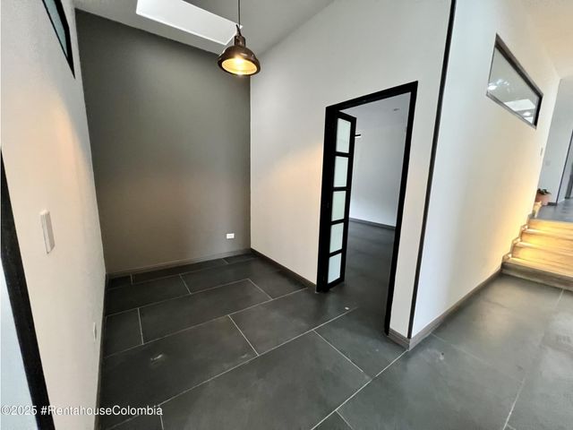 place photo 48