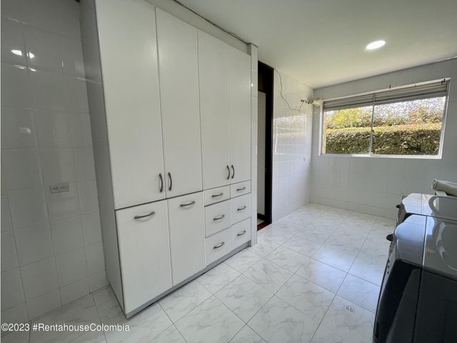 place photo 92