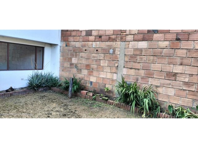 place photo 63