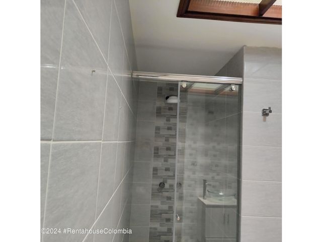 place photo 48