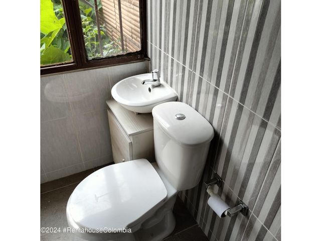 place photo 49