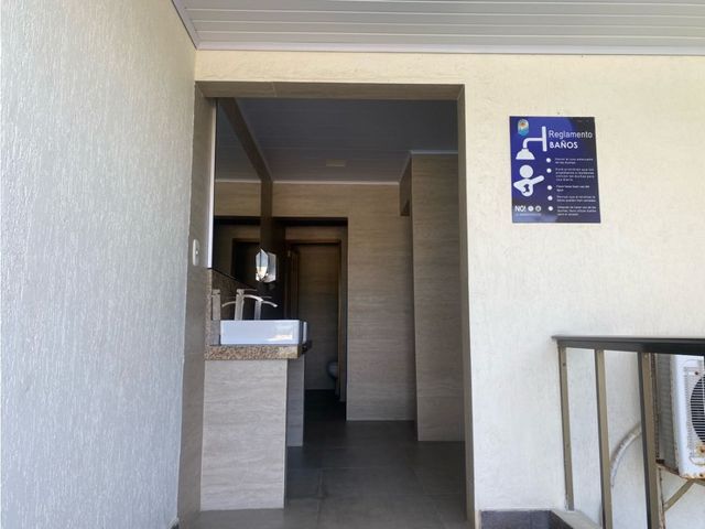 place photo 34