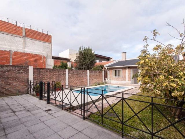 place photo 48