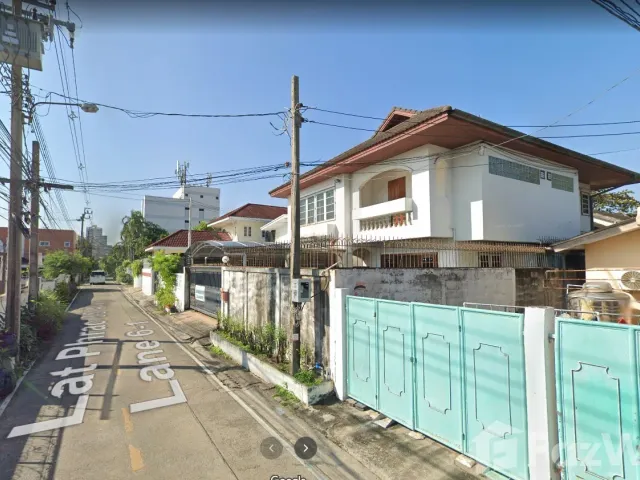 place photo 34