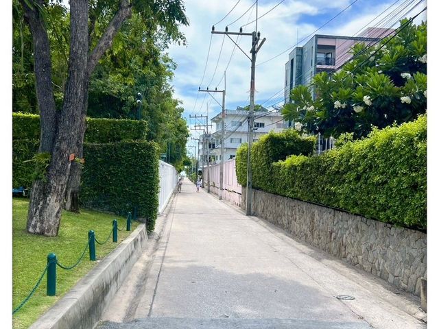place photo 56