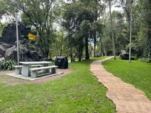 place photo 34