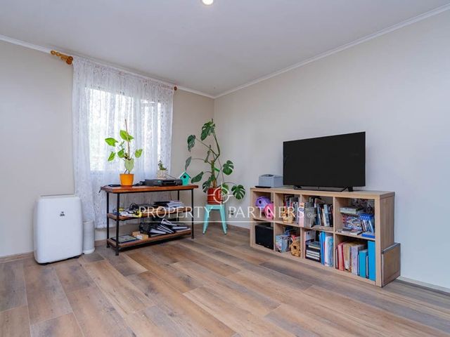 place photo 34