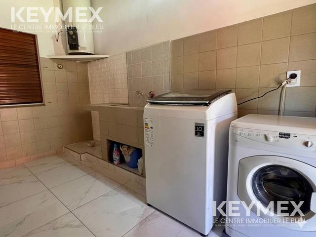 place photo 32