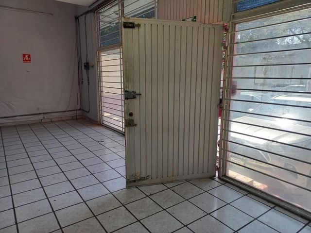 place photo 13