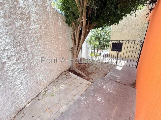place photo 40