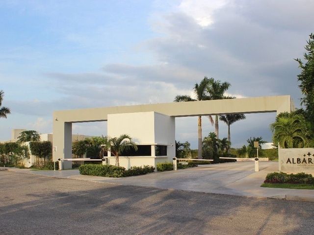 place photo 41