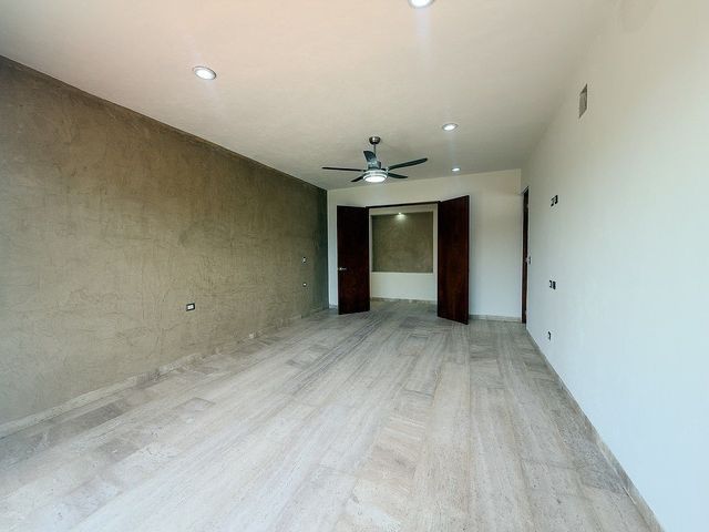 place photo 49