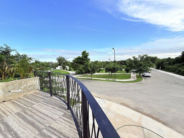 place photo 33