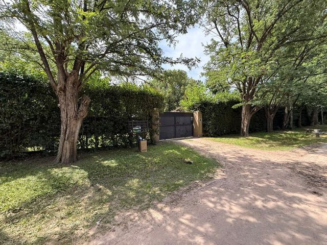 place photo 30