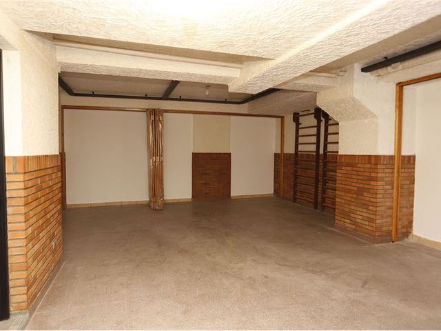 place photo 51