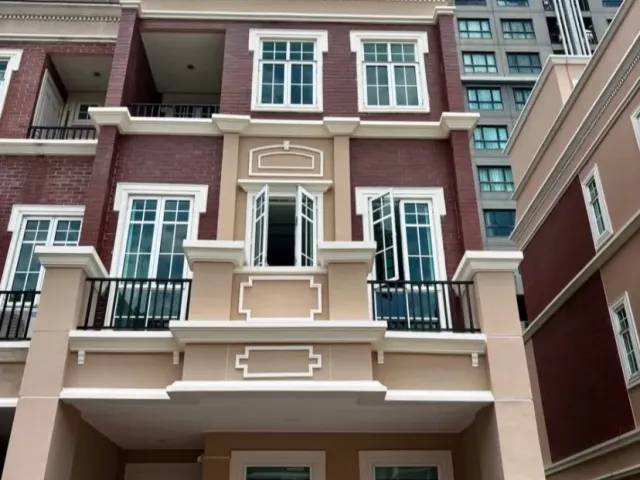 place photo 23