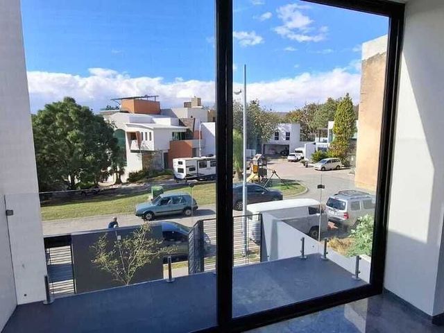 place photo 44