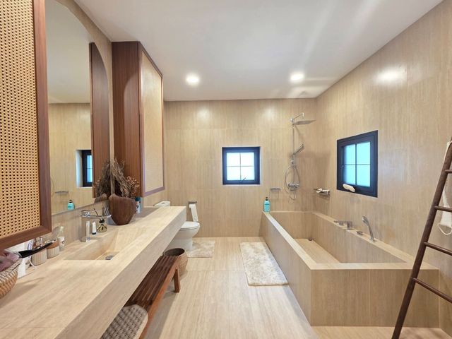 place photo 48