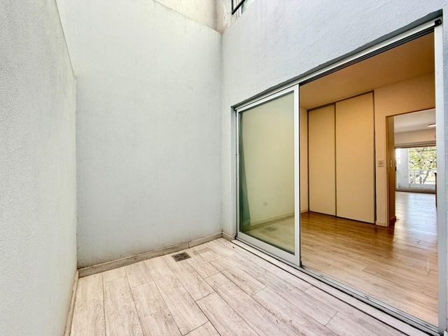 place photo 48