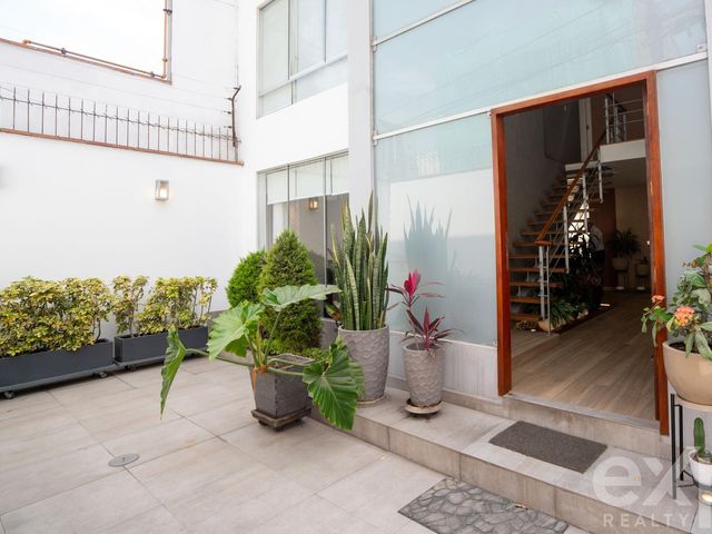 place photo 43