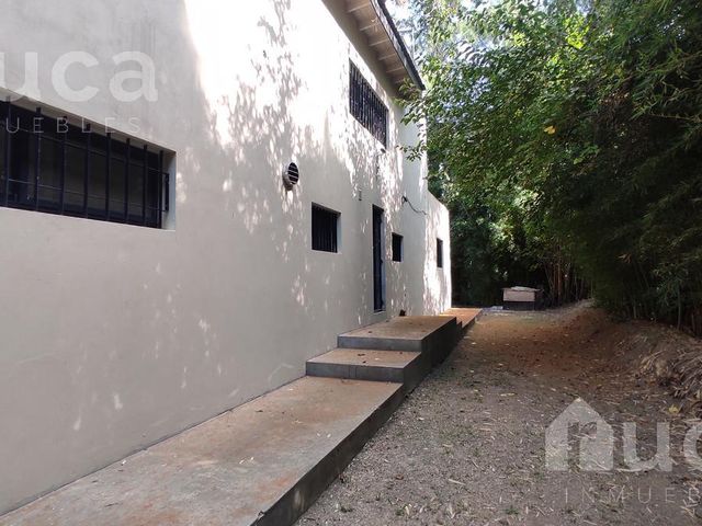 place photo 64