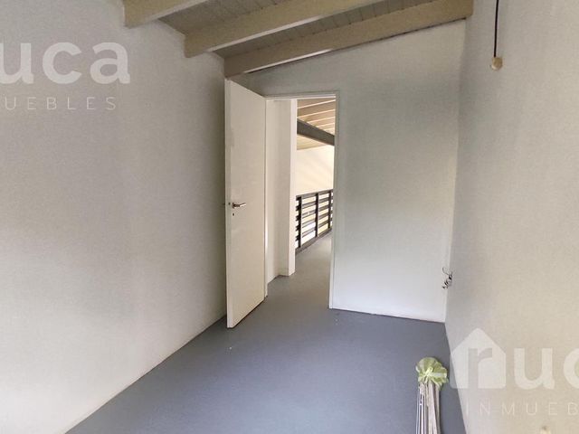 place photo 52