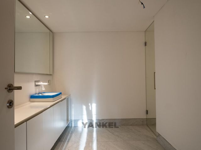 place photo 52