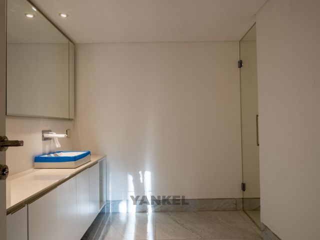 place photo 51