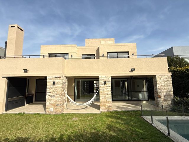 place photo 73