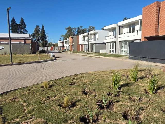 place photo 68