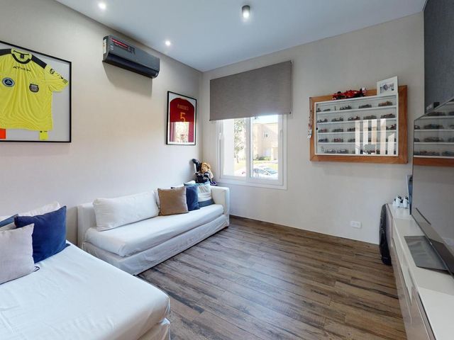 place photo 49