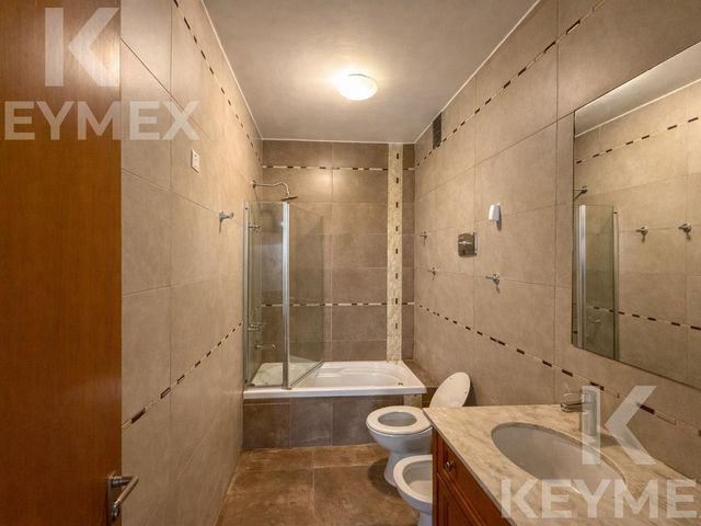 place photo 75