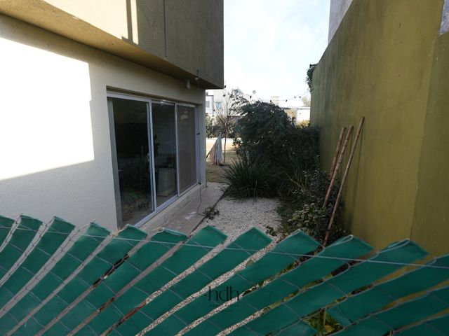 place photo 94