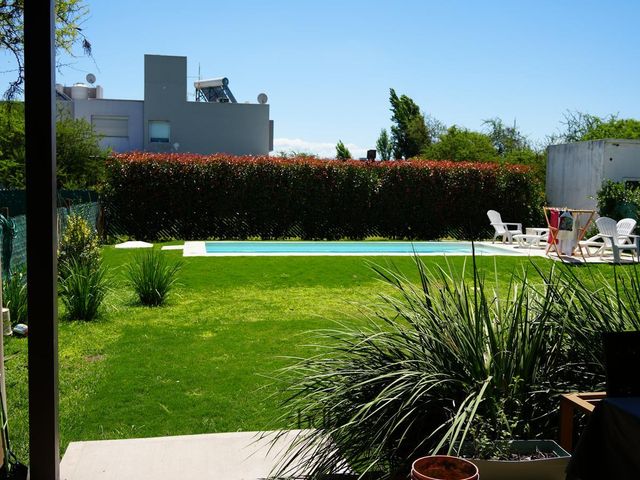 place photo 98