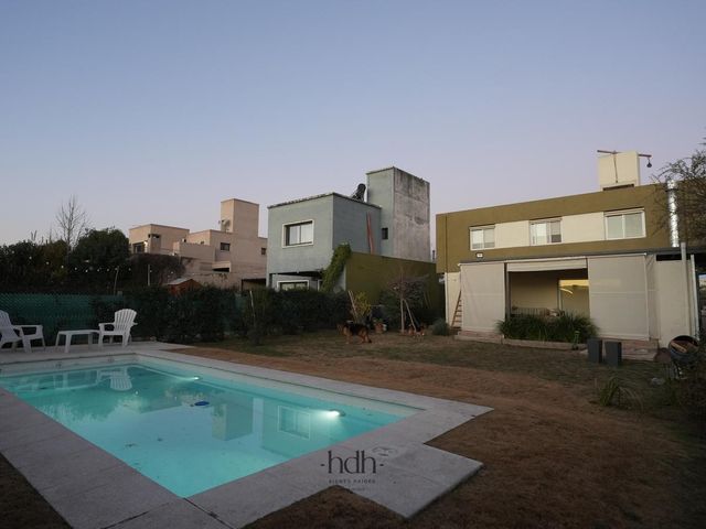 place photo 71