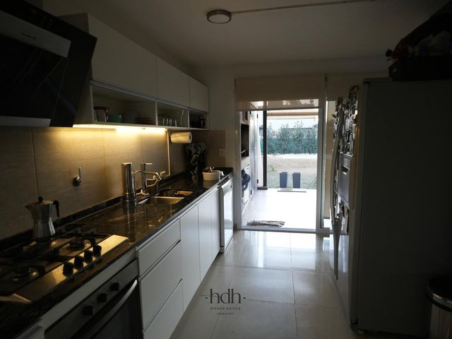 place photo 59