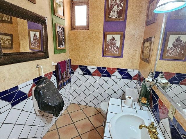 place photo 24