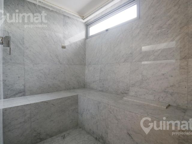 place photo 81