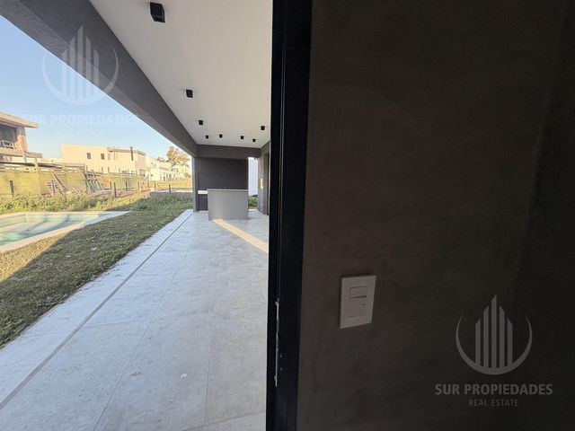 place photo 57
